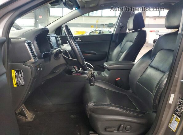 KNDPRCA67K7524040 2019 KIA SPORTAGE Gray Front interior view