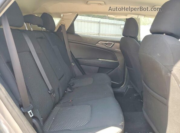 KNDPU3AF3P7150239 2023 KIA SPORTAGE Серебряный Вид задней части салона