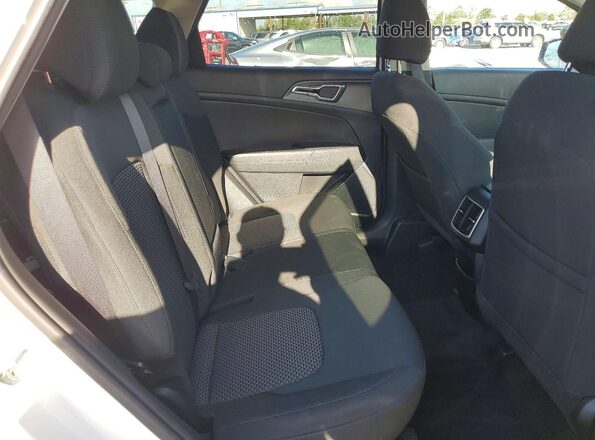 KNDPU3AF7P7035062 2023 KIA SPORTAGE White უკანა სალონის ხედი