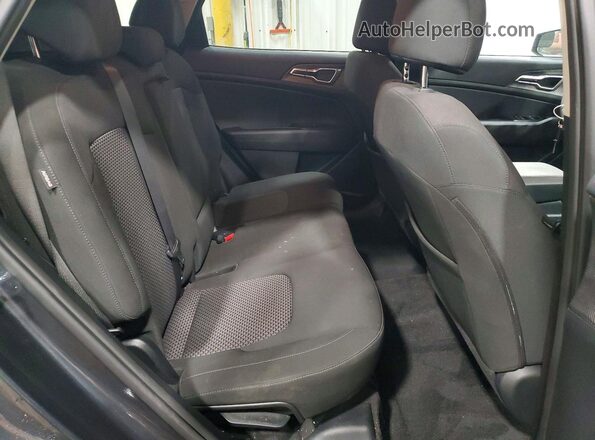 KNDPU3DF5S7328964 2025 KIA SPORTAGE Gray Widok wnętrza z tyłu