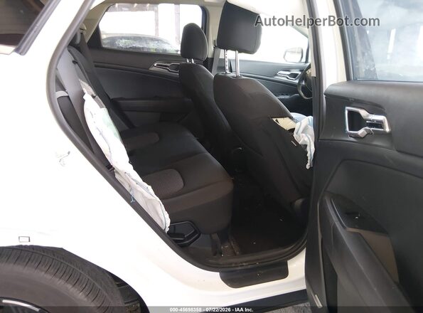 KNDPU3DG1T7330768 2026 KIA SPORTAGE HYBRID White Vista de la etiqueta del VIN