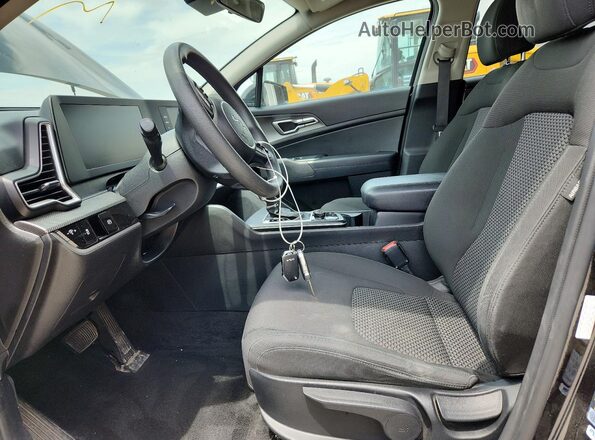 KNDPUCAF7P7100962 2023 KIA SPORTAGE Черный Вид салона спереди
