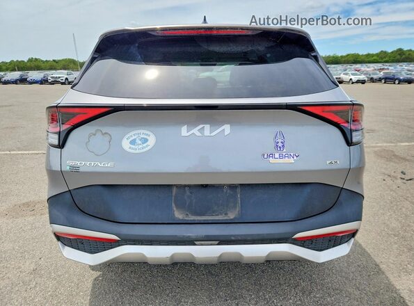 KNDPUCAF8P7174651 2023 KIA SPORTAGE Silver Հետևի տեսք
