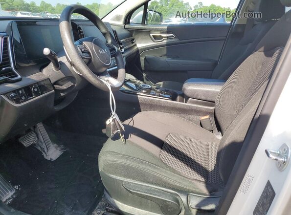 KNDPUCAG2P7115264 2023 KIA SPORTAGE Белый Вид салона спереди
