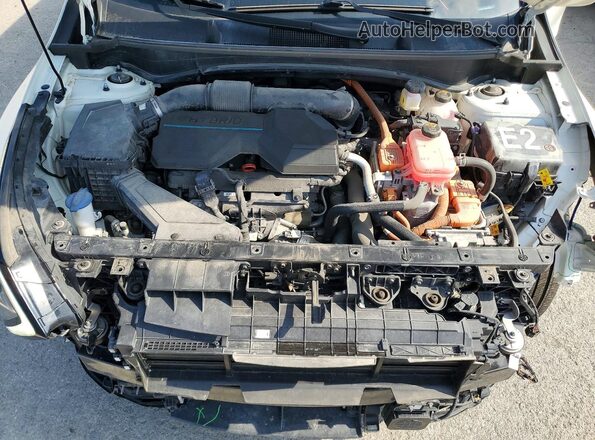 KNDPUCAG2P7115264 2023 KIA SPORTAGE Белый Вид подкапотного пространства