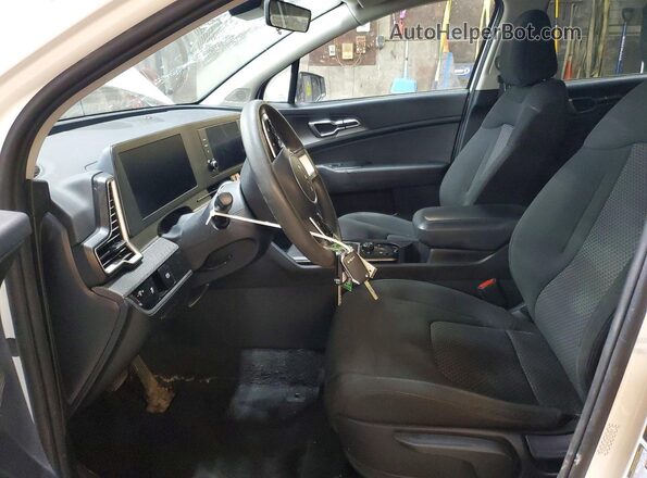 KNDPUCDF2R7243316 2024 KIA SPORTAGE White Սալոնի դիմացի տեսք