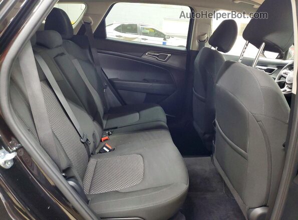 KNDPUCDF2R7311436 2024 KIA SPORTAGE Черный Вид задней части салона