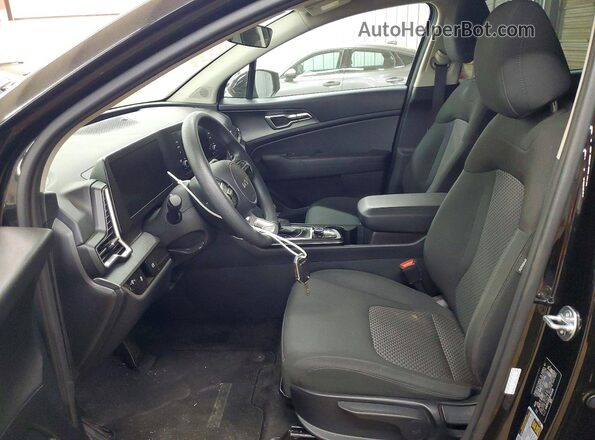 KNDPUCDF2R7311436 2024 KIA SPORTAGE Черный Вид салона спереди
