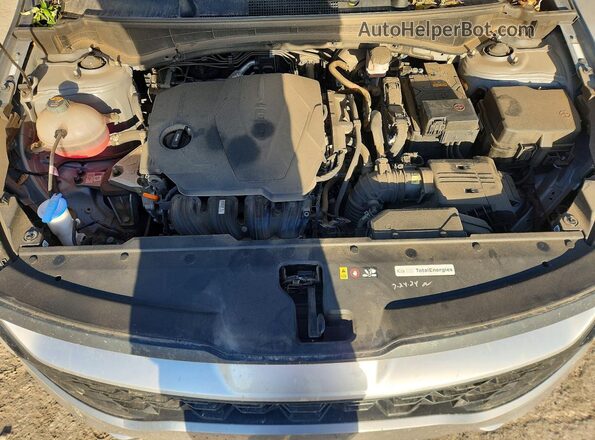 KNDPUCDF3R7213418 2024 KIA SPORTAGE Silver Սալոնի հետևի տեսք