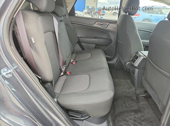 KNDPUCDG3S7255120 2025 KIA SPORTAGE Угольный Вид задней части салона