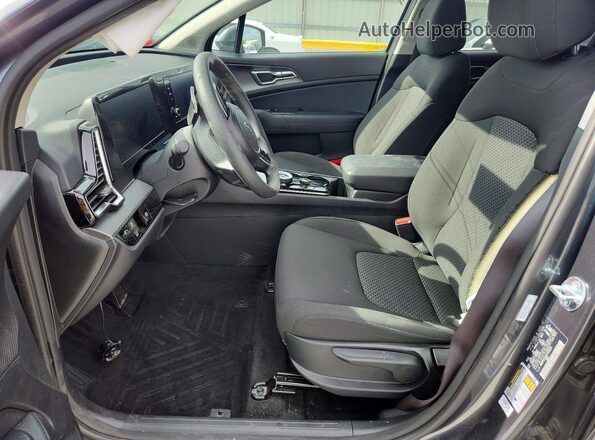 KNDPUCDG3S7255120 2025 KIA SPORTAGE Угольный Вид салона спереди