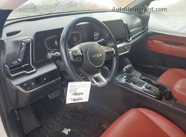 KNDPVCAF0P7144721 2023 KIA SPORTAGE White Vista del salpicadero