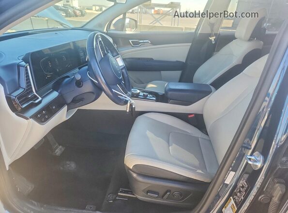 KNDPVCAG0P7013202 2023 KIA SPORTAGE Синий Вид салона спереди