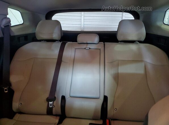 KNDPVCAG9P7103383 2023 KIA SPORTAGE Черный Вид задних сидений