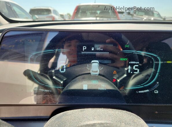 KNDPVCDG1S7251449 2025 KIA SPORTAGE White Vista del cuadro de instrumentos