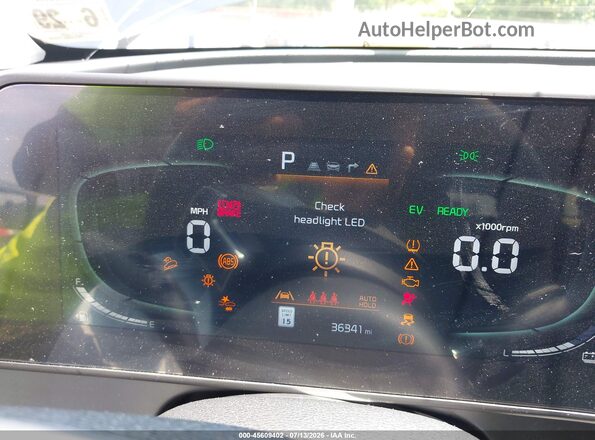KNDPVCDG7R7157909 2024 KIA SPORTAGE HYBRID Black უკანა სავარძლების ხედი