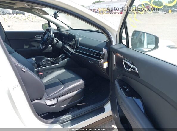 KNDPVCDG8R7130251 2024 KIA SPORTAGE HYBRID White Front interior view