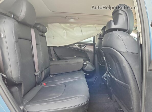 KNDPVDDG6T7322247 2026 KIA SPORTAGE Blue უკანა სავარძლების ხედი