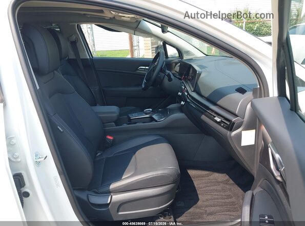 KNDPVDDG6T7348993 2026 KIA SPORTAGE HYBRID White Front interior view