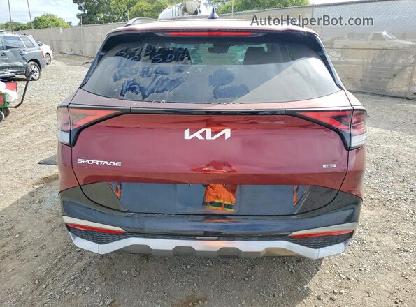KNDPXCAG6P7073818 2023 KIA SPORTAGE Burgundy უკანა ხედი