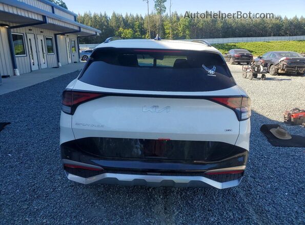 KNDPXCDG2S7255987 2025 KIA SPORTAGE White Rear view