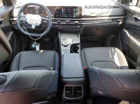 KNDPYDDH3T7308368 2026 KIA SPORTAGE Gray Առջևի վահանակի տեսք