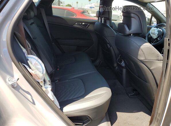 KNDPYDDH3T7308368 2026 KIA SPORTAGE Gray Սալոնի հետևի տեսք