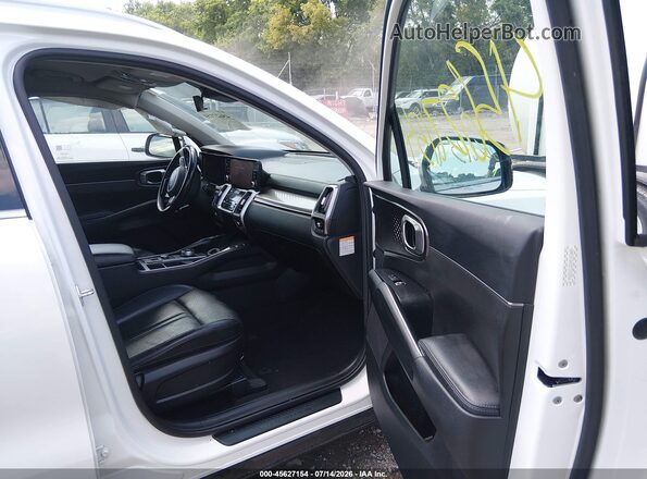 KNDRGDLGXN5103407 2022 KIA SORENTO HYBRID White Вид салону спереду