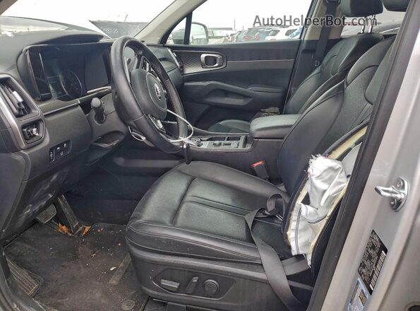 KNDRH4LG6M5022304 2021 KIA SORENTO Silver Widok wnętrza z przodu