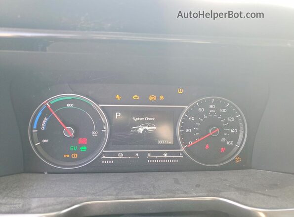 KNDRH4LG9P5167311 2023 KIA SORENTO Silver ხელსაწყოთა პანელის ხედი