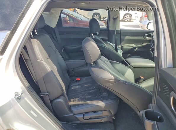 KNDRH4LG9P5167311 2023 KIA SORENTO Silver უკანა სალონის ხედი