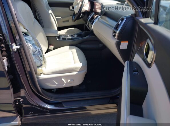 KNDRH4LG9R5260316 2024 KIA SORENTO HYBRID Dark Blue Вид салона спереди