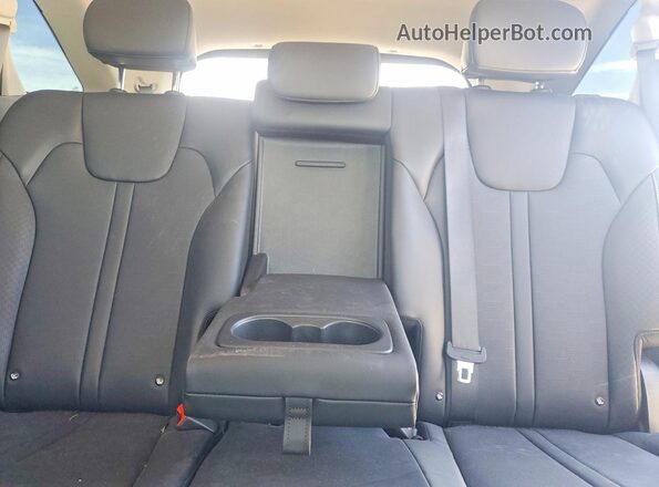 KNDRHDJG4T5452589 2026 KIA SORENTO Black Rear seats view