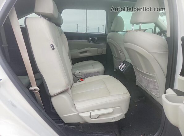 KNDRHDJG8S5427452 2025 KIA SORENTO Белый Вид задней части салона