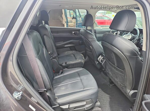 KNDRHDLG4R5248154 2024 KIA SORENTO Black Вид задньої частини салону