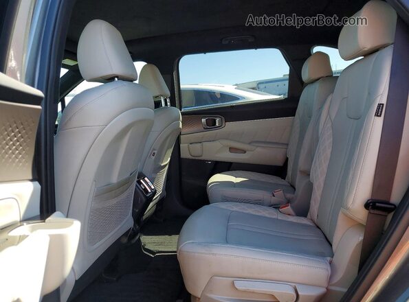 KNDRKDJG6S5323933 2025 KIA SORENTO Gray Вид задньої частини салону
