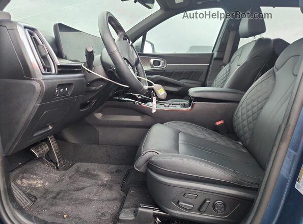KNDRKDJG7T5457531 2026 KIA SORENTO Blue Вид салону спереду