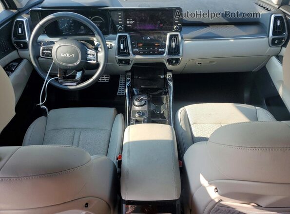 KNDRKDLG3P5158427 2023 KIA SORENTO Белый Вид панели приборов