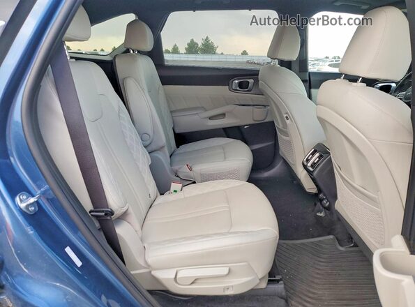 KNDRMDJH4S5378948 2025 KIA SORENTO Blue უკანა სალონის ხედი