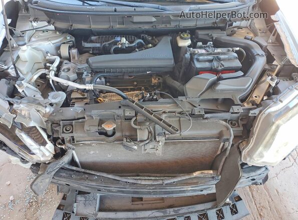 KNMAT2MT0GP672718 2016 NISSAN ROGUE Silver Vista del compartimento del motor