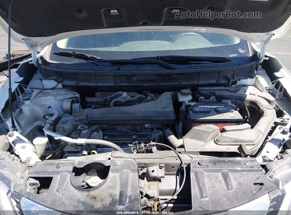 KNMAT2MT0HP511982 2017 NISSAN ROGUE White Widok z tyłu