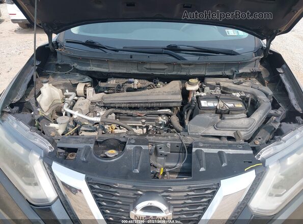 KNMAT2MT0HP515806 2017 NISSAN ROGUE Black Вид ззаду