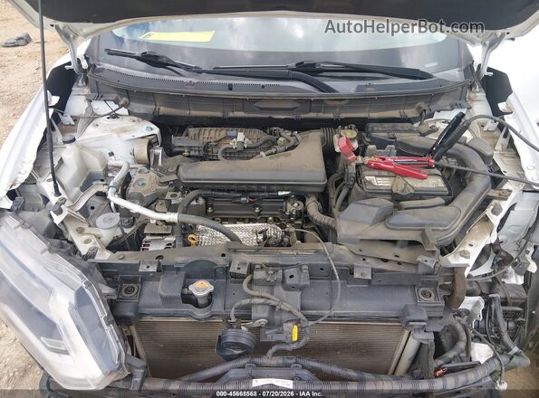 KNMAT2MT1HP555375 2017 NISSAN ROGUE White Vista trasera