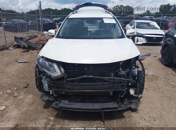 KNMAT2MT1HP555375 2017 NISSAN ROGUE White Vista interior trasera