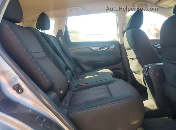 KNMAT2MT1HP574833 2017 NISSAN ROGUE Gray Սալոնի հետևի տեսք