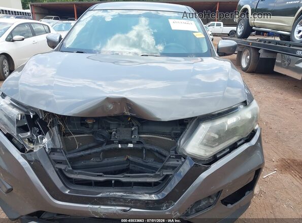 KNMAT2MT1HP592586 2017 NISSAN ROGUE Черный Вид спереди