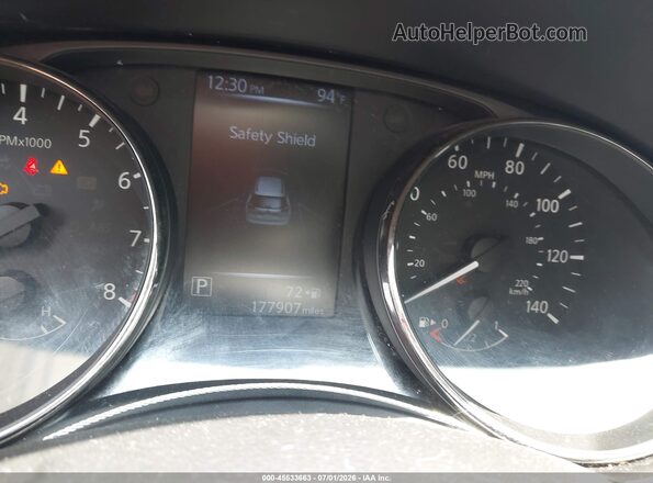 KNMAT2MT1HP592586 2017 NISSAN ROGUE Черный Вид задних сидений