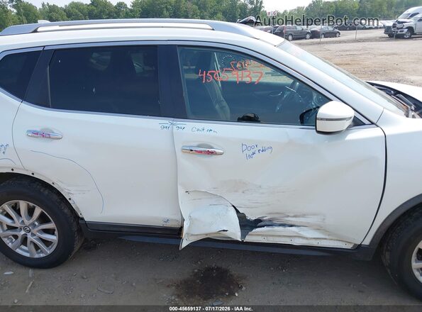 KNMAT2MT1JP575079 2018 NISSAN ROGUE White Front view