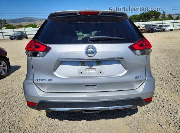 KNMAT2MT1LP522854 2020 NISSAN ROGUE Серебряный Вид сзади