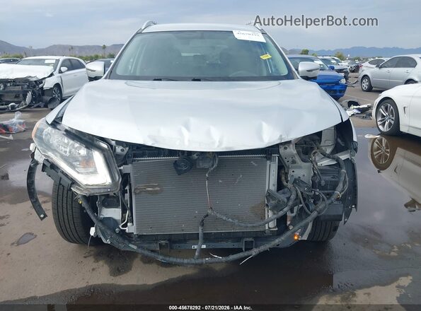 KNMAT2MT2HP514141 2017 NISSAN ROGUE Silver Widok z przodu